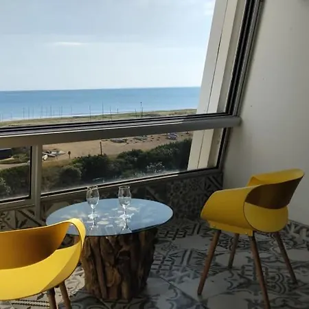 Escatade Apartment *